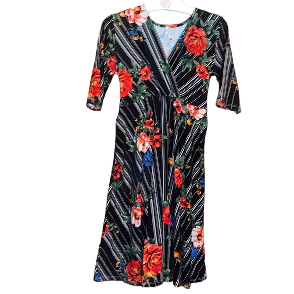 🎉H/P🥳4/7 BEST IN MATERNITY PARTY•MOTHERBEE•NWOT BLACK & WHITE STRIPED DRESS SM